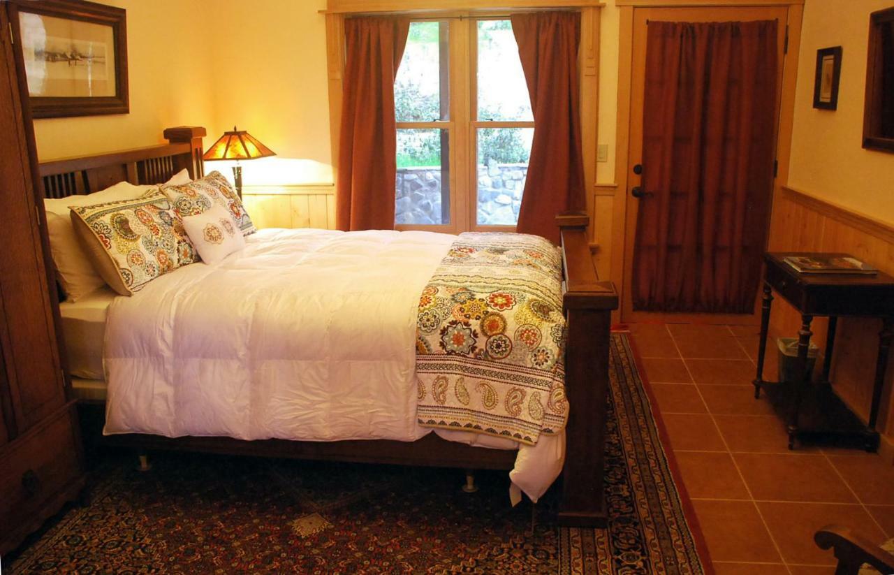 Sierra Trails Inn Маріпоса Екстер'єр фото